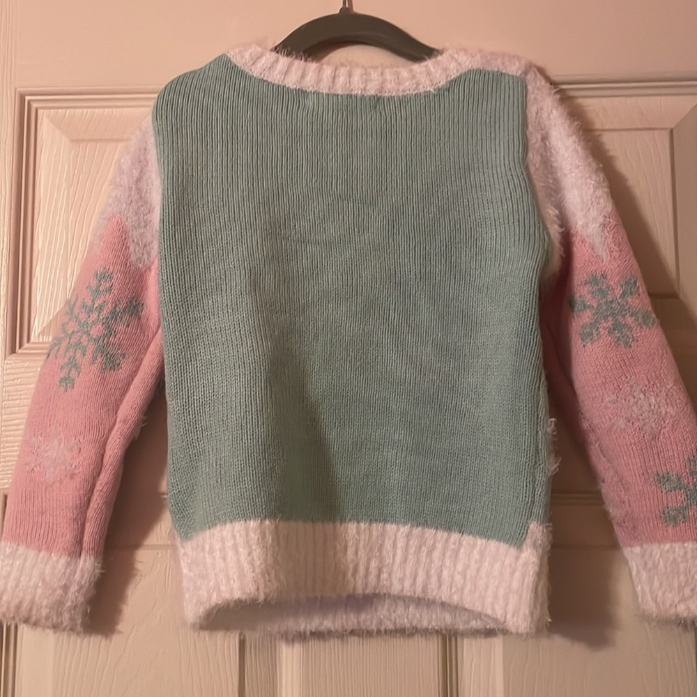 Size 5 Christmas sweater - Picture 2 of 3